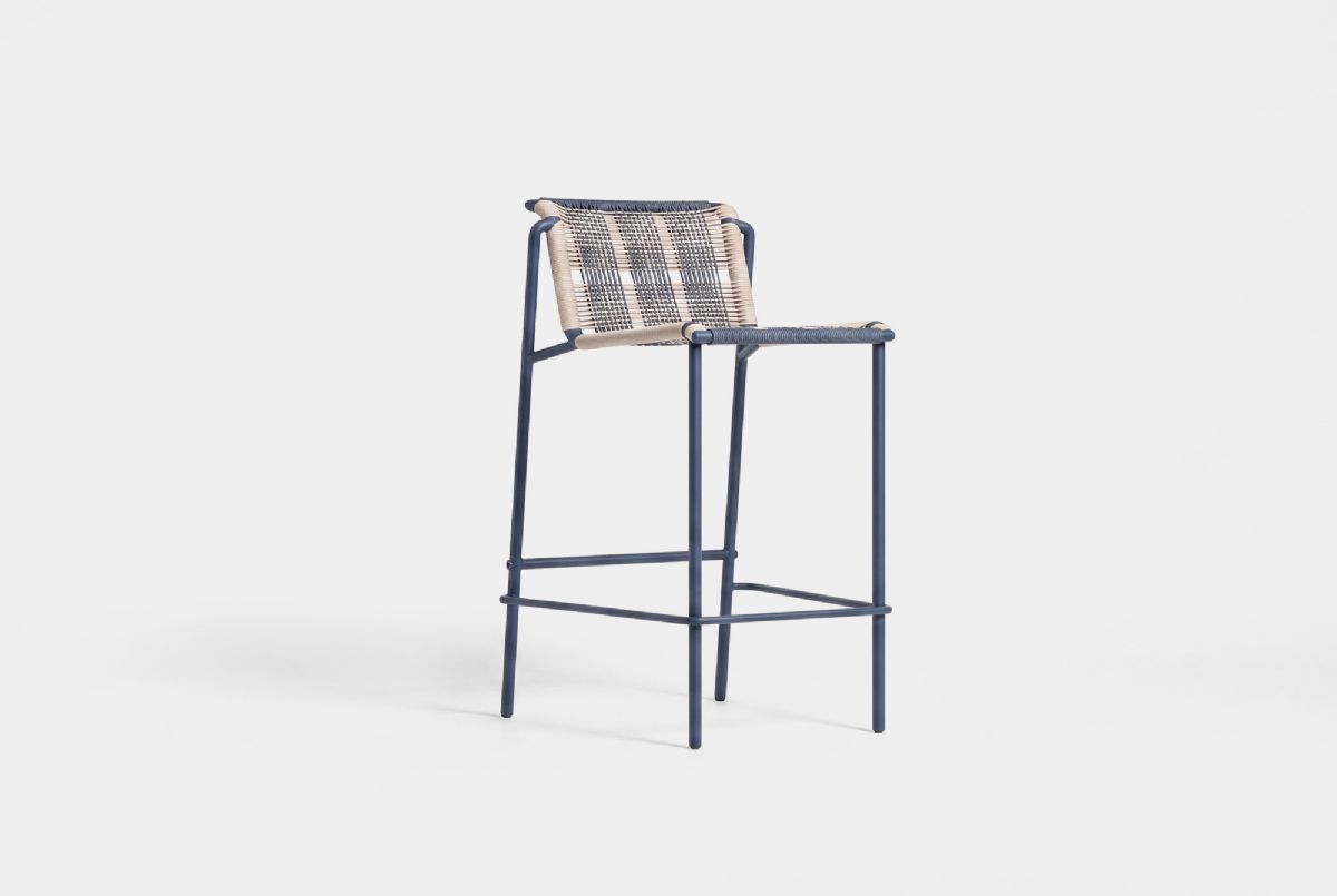 13_Volos _Bar Stool 2 _front45 _low.jpg